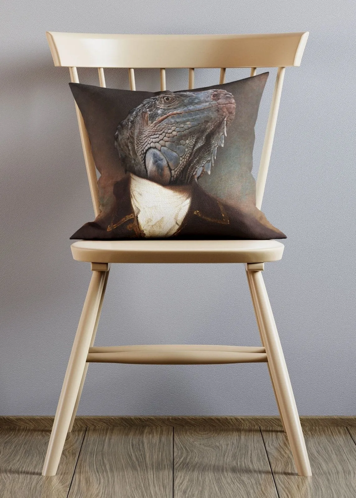 Lizard Animal Portrait Cushion
